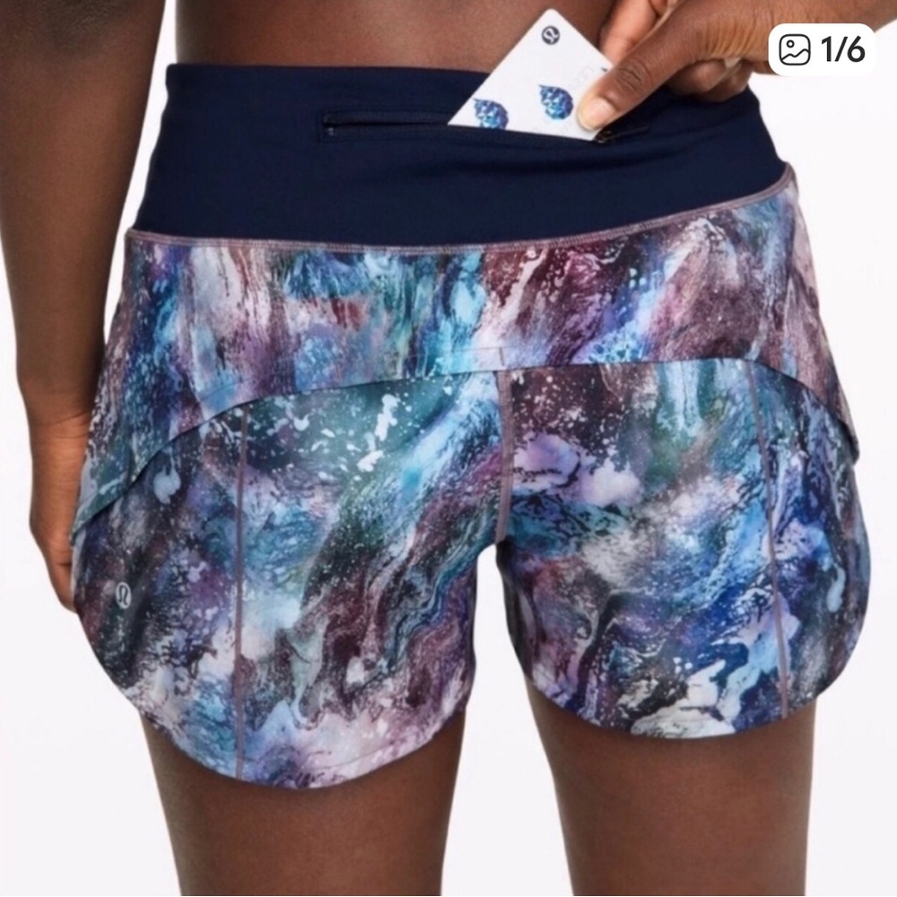 Brand New and RARE Lululemon Cosmic Shift Multi Speed Up shorts 4”